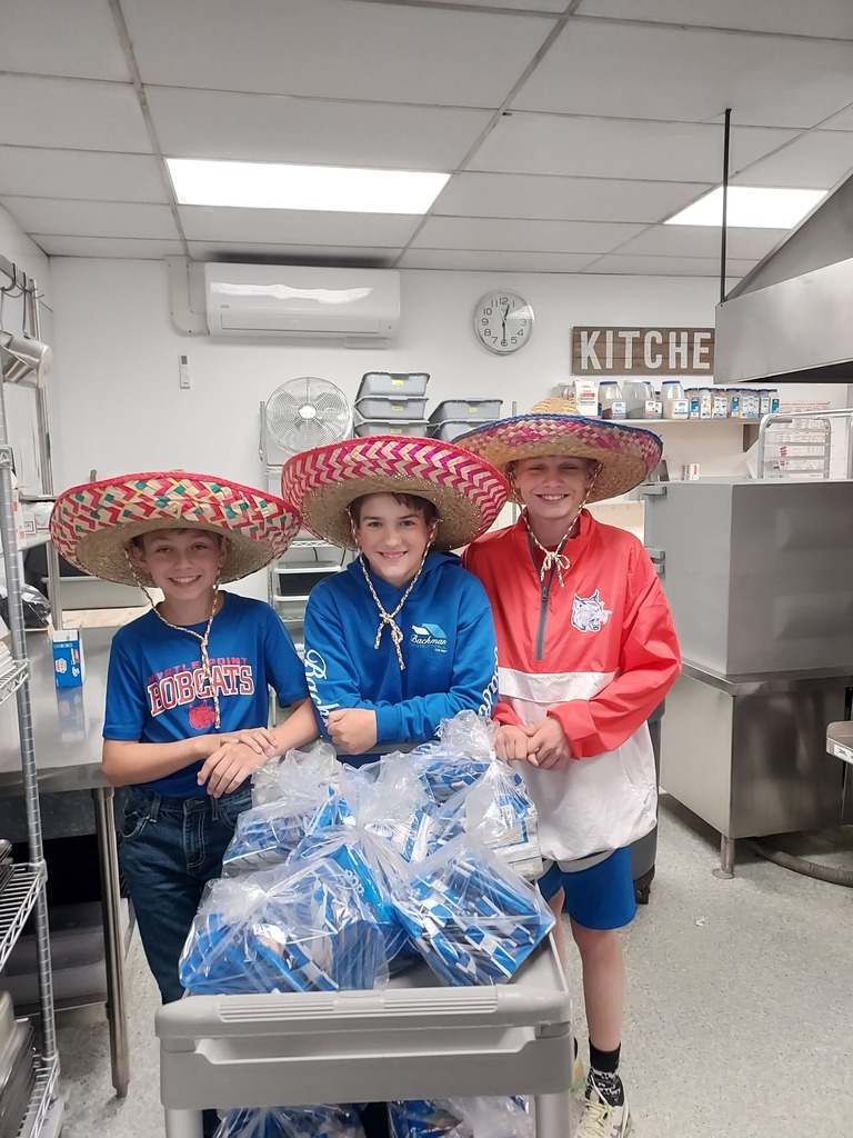6th grade lunch helpers